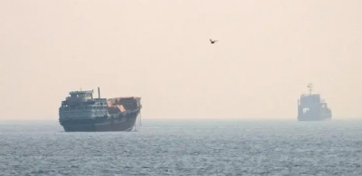 Οι Φρουροί της Επανάστασης σταμάτησαν πλοία στα Στενά του Hormuz – Καμία διέλευση χωρίς άδεια, διαμηνύουν
