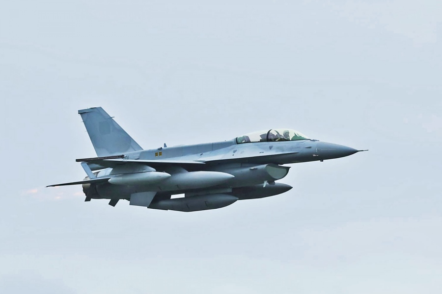 Φιάσκο στην Βουλγαρία – Με πρόβλημα στον κινητήρα το πρώτο F-16 που της παραδόθηκε το καλοκαίρι – «Επένδυση στo τίποτα των ΗΠΑ»