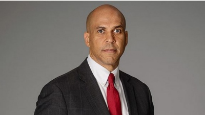 Cory Booker (Δημοκρατικός γερουσιαστής): Η προσέγγιση Trump στις διαπραγματεύσεις έχει ενισχύσει τη θέση του Ιράν