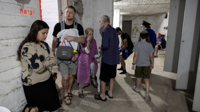 Εικόνες διάλυσης και χάους στο Ισραήλ με τα καταφύγια - Δεν επαρκούν για όλο τον πληθυσμό, ορισμένα έχουν καταληφθεί από κατοίκους