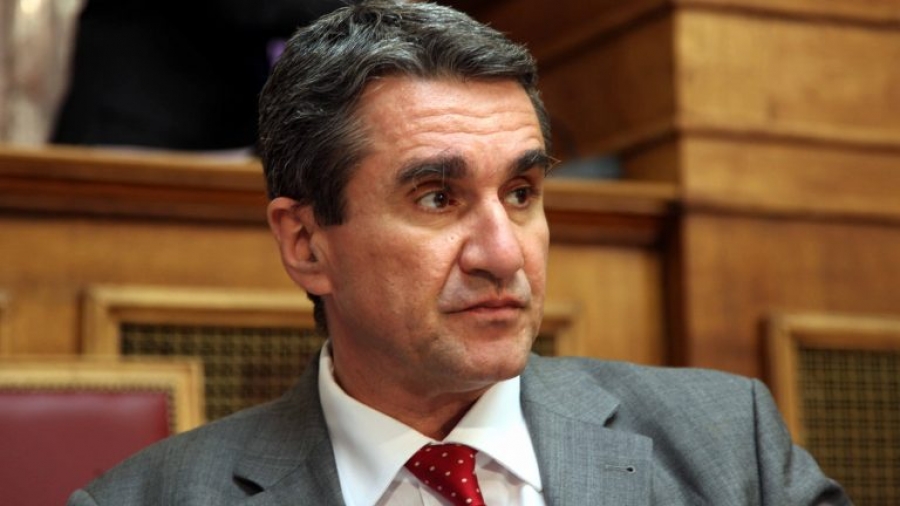 Εσωκομματικές εκλογές ΚΙΝΑΛ - Ψήφισε ο Λοβέρδος: Να πάμε το ΠΑΣΟΚ και την Ελλάδα μπροστά