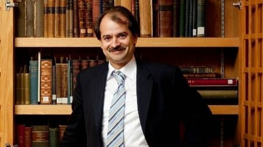 Ιωαννίδης (Stanford): Κυκλοφορούν ιοί που είχαν κατασταλεί για 2 χρόνια λόγω κορωνοϊού  – Ψυχραιμία για την έξαρση της γρίπης