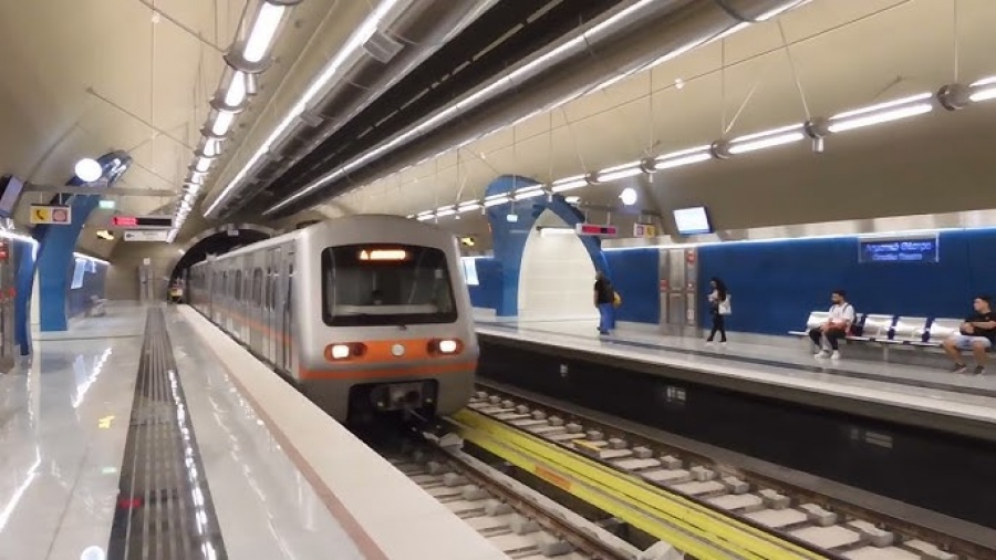 Απίστευτο - 30χρονος Σουδανός προχωρούσε στη σήραγγα του Μετρό για να πάει από την Αγία Παρασκευή στο Χαλάνδρι