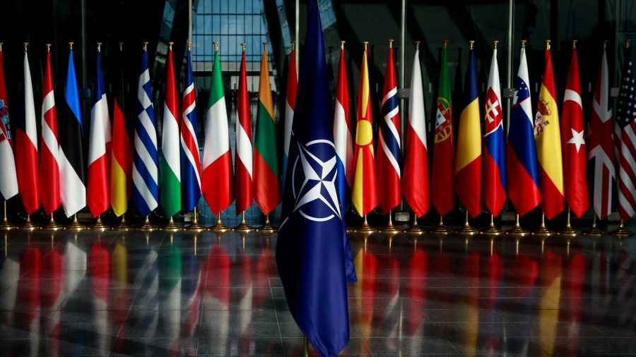Σοκάρει ο πρώην αρχιστράτηγος Zaluzhny: Μύθος το άρθρο 5, λάθος η ένταξη στο ΝΑΤΟ, όχι ειρηνευτικές δυνάμεις σε Ουκρανία