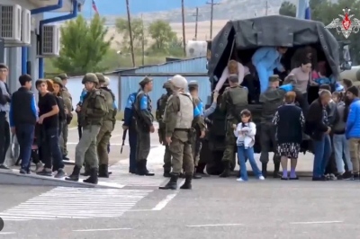 Στο Αζερμπαϊτζάν το Nagorno - Karabakh - Παραδίδουν τα όπλα τους οι αυτονομιστές μετά από 30 χρόνια - Πολιτική κρίση στην Αρμενία