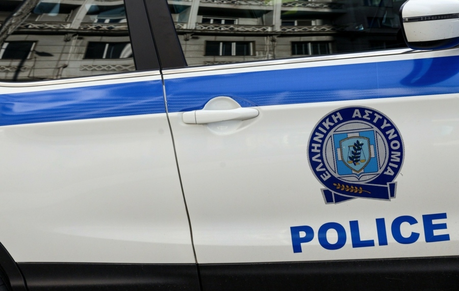 Σπείρα διαρρηκτών ξάφρισε 24 σπίτια στην Αττική - Λεία άνω των 865.000 ευρώ, 7 συλλήψεις