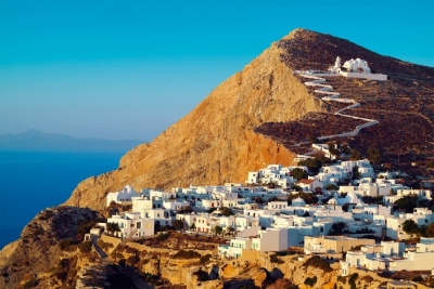 Φθηνές διακοπές και δωρεάν παροχές για  μέχρι 12 διανυκτερεύσεις για 23.500 ευάλωτες οικογένειες