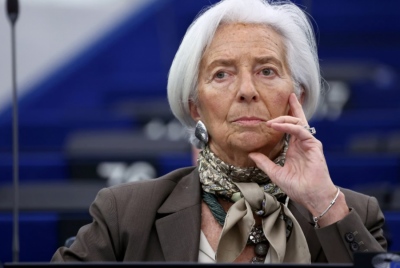 Επείγον μήνυμα Φαραντούρη σε Lagarde: «Μην ανεβάσεις τα επιτόκια»