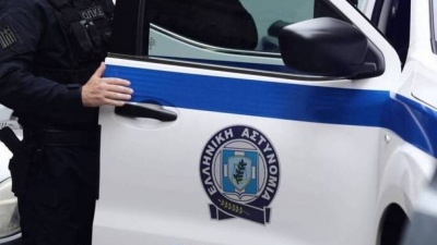 Σοκ στην Καλλιθέα: Συνελήφθη 58χρoνος που πυροβόλησε γυναίκα έξω από κέντρο διασκέδασης - Τραυμάτιστηκε στο λαιμό