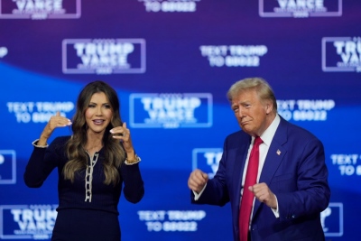 Στρατηλάτης Trump κόβει κεφάλια Δημοκρατικών: Μετά τον Walz, πετάει εκτός Νόμου και τον Newsom – Noem: Διαφθορά στην Καλιφόρνια