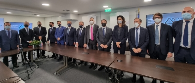 Υπεγράφη η συμφωνία πώλησης της ΔΕΠΑ Υποδομών μεταξύ ΤΑΙΠΕΔ, ΕΛΠΕ και Italgas