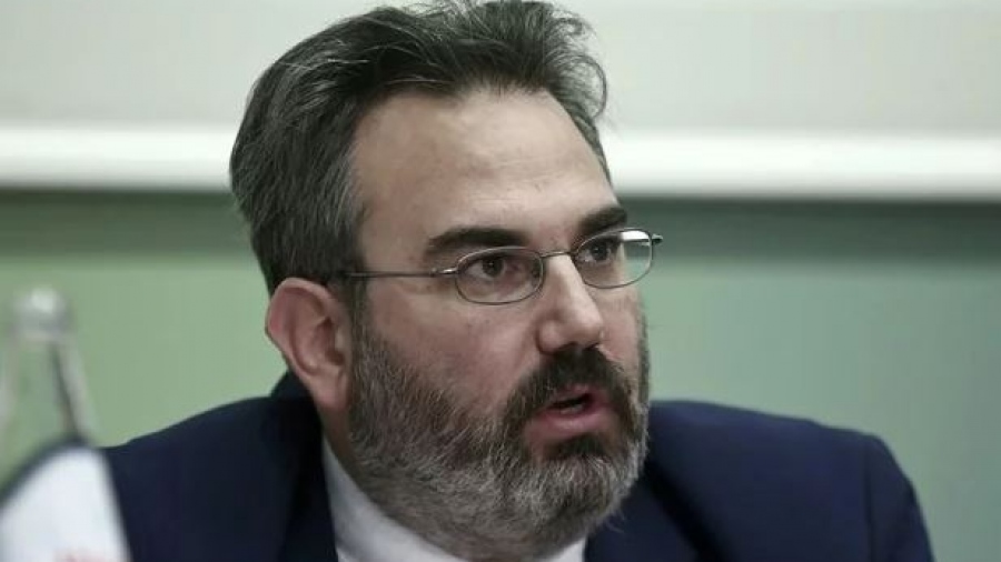 Σάλος με την παραίτηση του Ευθ. Μπακογιάννη - Εξηγήσεις ζητά το ΠΑΣΟΚ για εμπλοκή συγγενών του σε κύκλωμα πολεοδομίας
