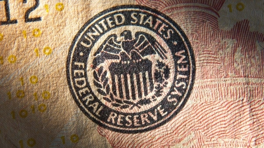Χωρίς εκπλήξεις η Fed, αγνοεί τον Trump και διατηρεί τα επιτόκια στο εύρος 4,25% με 4,5% - Αυξάνεται η αβεβαιότητα