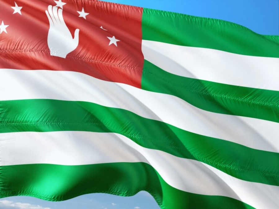 Aναγκάστηκαν να ρίξουν όλο το κονιάκ - Στην Αμπχαζία, τα ποτά κατασχέθηκαν από τους Ρώσους