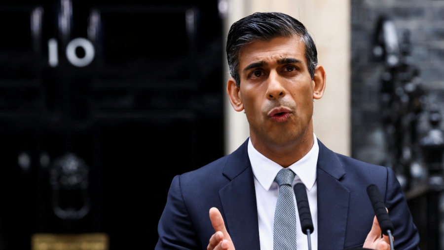 Η Βρετανία ανάβει το φυτίλι, που απειλεί να τινάξει τον κόσμο –  Η Πολωνία στέλνει αεροσκάφη στην Ουκρανία