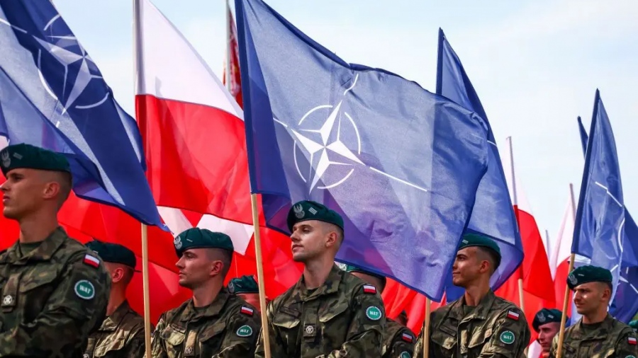 Πολωνός στρατηγός αποκαλύπτει: Το NATO εσκεμμένα τρομοκρατεί για επικείμενο πόλεμο με τη Ρωσία