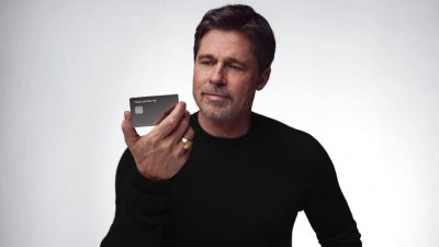 Η Trade Republic ανακοινώνει τον Brad Pitt ως Παγκόσμιο Πρεσβευτή του Brand και λανσάρει επιτόκιο 3% για όλους τους νέους πελάτες, καθώς και τηλεφωνική υποστήριξη 24/7