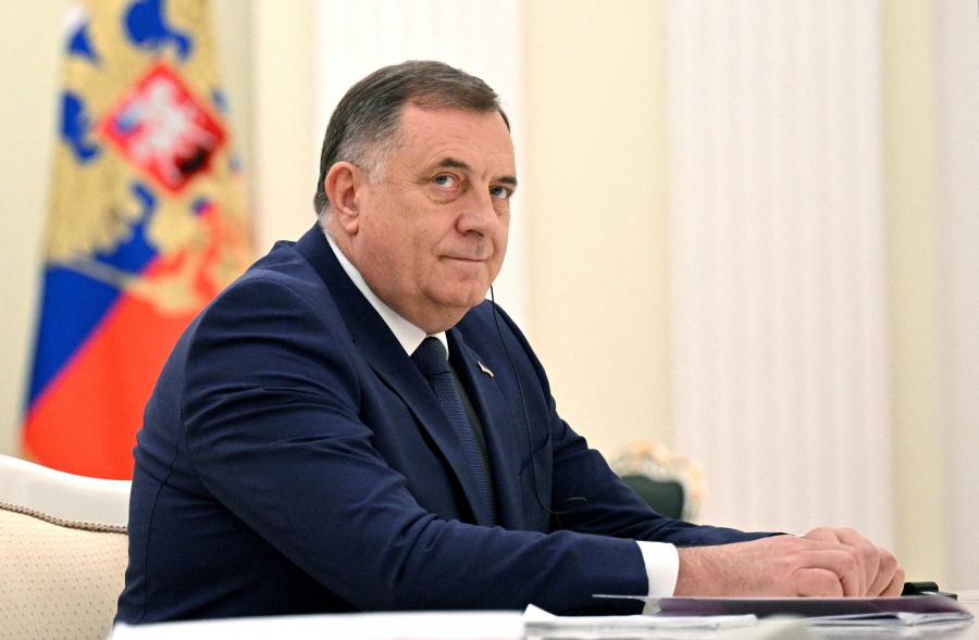 Κόλαση στη Βοσνία - Ο Dodik γλίτωσε τη φυλακή και ετοιμάζει πολλές εκπλήξεις στη Δύση