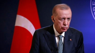 Σε πανικό ο Erdogan μετά τα αιματοκυλίσματα στα σχολεία: Αυστηροποιούμε τους νόμους για την οπλοκατοχή για τα social media στα παιδιά
