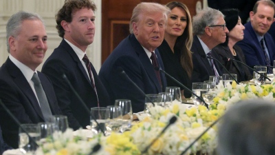 Τεχνολογικοί κολοσσοί στηρίζουν Melania για να... καλοπιάσουν τον Trump - Τι συνέβη με Google, Microsoft, OpenAI, Apple