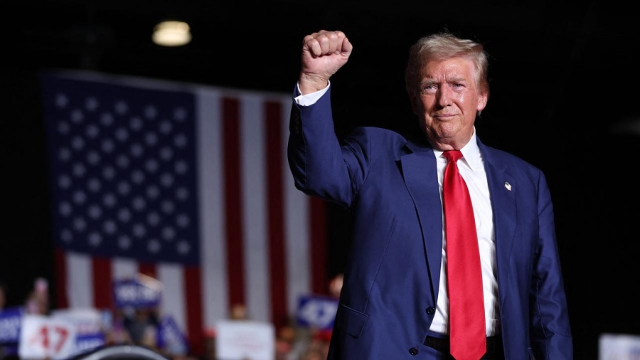 Πρόεδρος των ΗΠΑ ο Trump: Έρχεται η χρυσή εποχή της Αμερικής - Ιστορικός θρίαμβος με 312 εκλέκτορες έναντι 226 της Harris