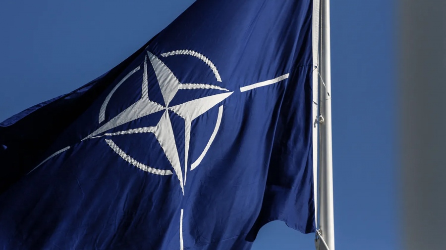 Παραδοχή συντριβής από τον πρώην διοικητή του ΝΑΤΟ: «Η Βορειοατλαντική συμμαχία καταρρέει, περιήλθε σε ιστορικό ναδίρ»