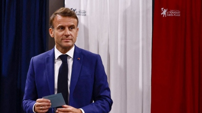 Η Le Pen συνέτριψε τον αλαζόνα Macron - Bloomberg: Κάτι παραπάνω από μια απλή ψήφος διαμαρτυρίας