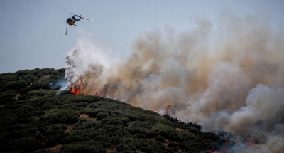 Εθνική τραγωδία: Νεκροί 3 πυροσβέστες στη μάχη με τις φλόγες - Δύσκολη νύχτα, εκτός ελέγχου τα πύρινα μέτωπα
