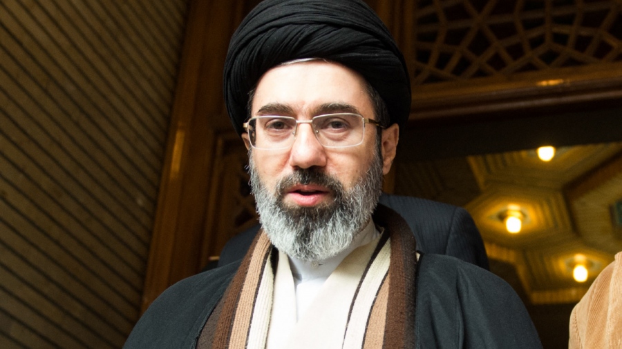 Iran International: Η αδυναμία του Mojtaba να ηγηθεί έφερε ρήξη στην ιρανική ελίτ - Τι καταγγέλλει ο Arafi