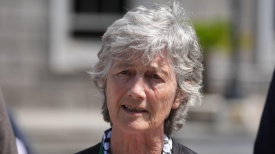 Η νέα ηγέτης της Ιρλανδίας Catherine Connolly: Επικρίνει το ΝΑΤΟ, τον Zelensky και ζητάει ειρήνη