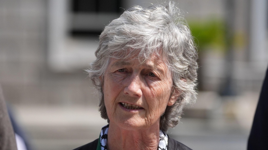 Η νέα ηγέτης της Ιρλανδίας Catherine Connolly: Επικρίνει το ΝΑΤΟ, τον Zelensky και ζητάει ειρήνη