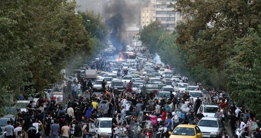 Ιράν: Τουλάχιστον  92 νεκροί από την καταστολή των διαδηλώσεων – Λουτρό αίματος στη Ζαχεντάν
