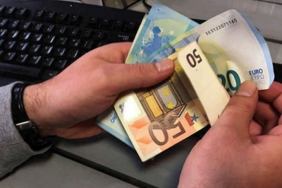 2%+6% τον Ιούλιο 2022 στους κατώτατους μισθούς - Ανοίγει τον Ιανουάριο ο διάλογος εν μέσω αντιδράσεων από τις επιχειρήσεις