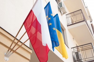 Διπλωματικό χαστούκι: Η Πολωνία κατεβάζει την ουκρανική σημαία – Ρήγμα στις σχέσεις με το Κίεβο - Τι ακριβώς συνέβη