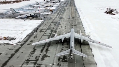Ανησυχία στη Βρετανία - Η Ρωσία οχυρώνει τα αεροδρόμιά της - Δεν θα επαναληφθεί η επιχείρηση «Ιστός της Αράχνης»
