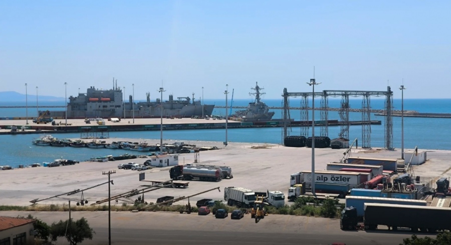 Μας έβαλαν στη σύγκρουση; Πολεμικά πλοία των ΗΠΑ καταφθάνουν στην Αλεξανδρούπολη - Φορτωμένα με όπλα και χιλιάδες στρατιώτες