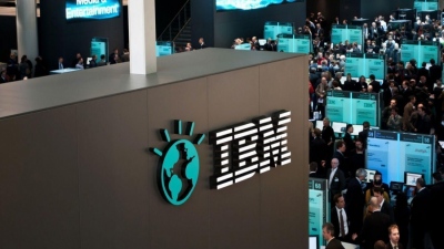 IBM: Κέρδη 2,17 δισ. δολάρια στο τρίμηνο, στα 17,16 δισ. δολάρια τα έσοδα