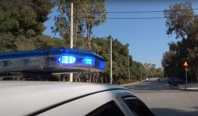 Το επιστημονικό προσωπικό της χώρας χάνει τέτοια μυαλά - «Ρομά» ντύθηκε γιατρός και έκλεψε μετρητά, κάρτες και κινητά