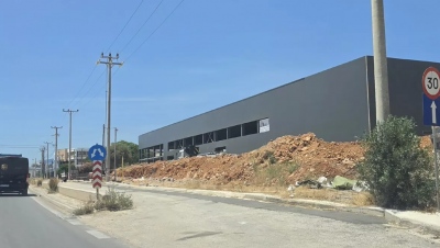 Νέα εποχή για την Tesla στην Ελλάδα με σύγχρονες εγκαταστάσεις - Η μεγαλύτερη εγκατάσταση αμερικανικής εταιρείας στη χώρα