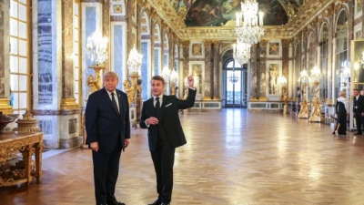 Σόου Macron στη G7: Έφερε τον Trump στα μέτρα του... μέχρι την επόμενη σύγκρουση