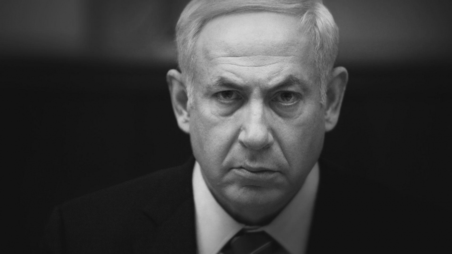 With his back to the wall - Lose-lose for Netanyahu whichever decision he makes regarding Lebanon