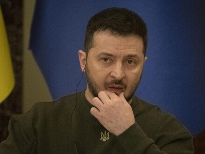 «Θέλω να ξεκουραστώ» - O Zelensky προαναγγέλει το... τέλος του - Σενάρια παραίτησης το 2026