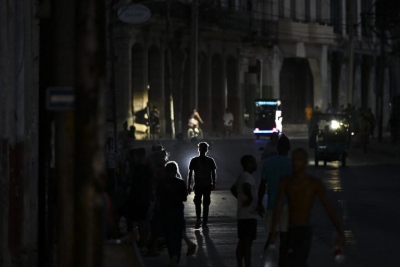 Συνεχίζεται ο εφιάλτης στην Κούβα - Χωρίς ρεύμα παραμένει η Αβάνα