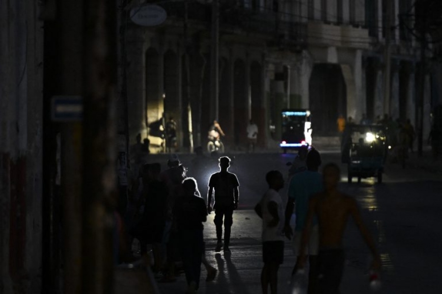 Συνεχίζεται ο εφιάλτης στην Κούβα - Χωρίς ρεύμα παραμένει η Αβάνα