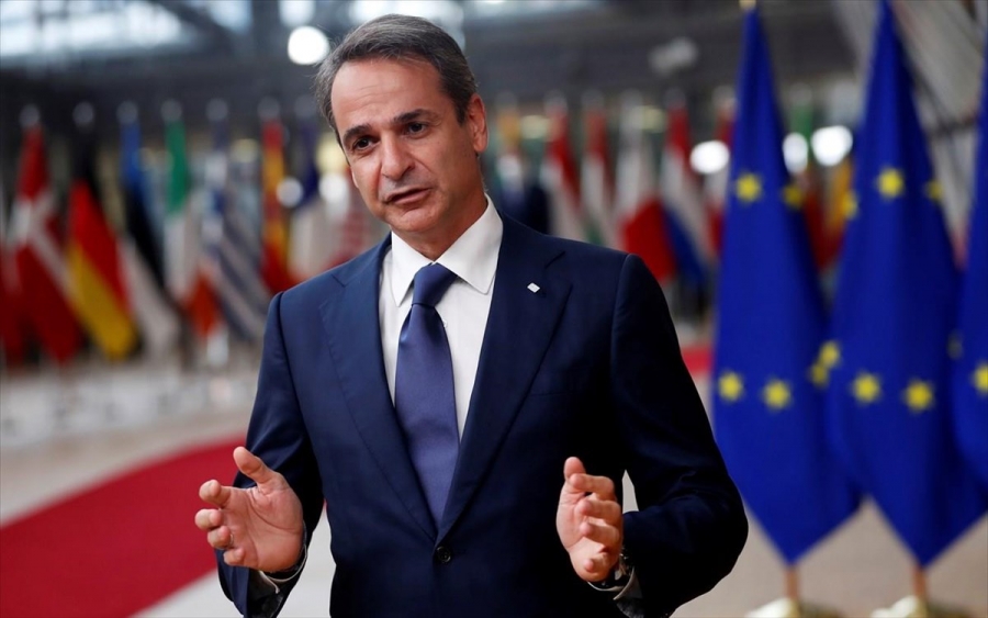 Μητσοτάκης: Ανησυχία για Omicron, να επιταχυνθεί η γ' δόση  - Προς νέες ελαφρύνσεις σε ρεύμα, αέριο