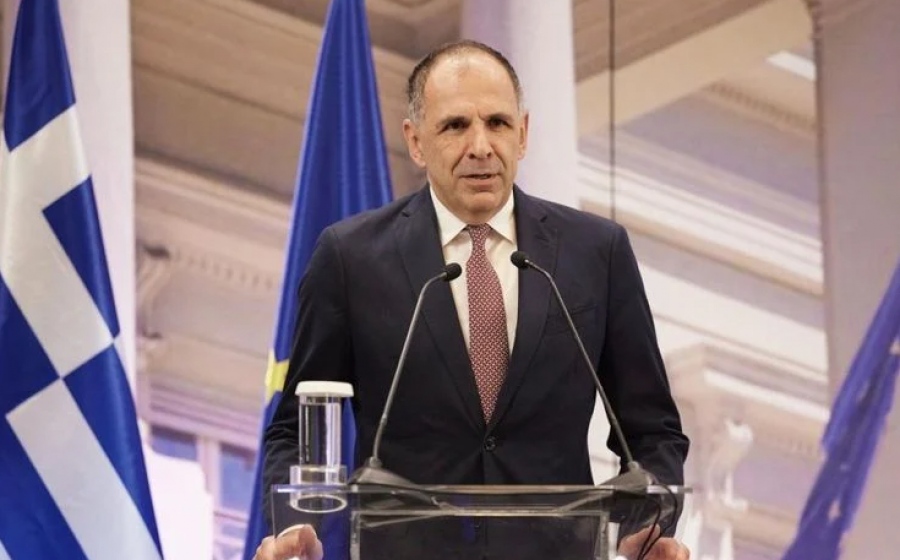 Στη Λιβύη την Κυριακή (6/7) ο  Γεραπετρίτης για διαχείριση ζημιάς με Haftar - Στο επίκεντρο ΑΟΖ και μεταναστευτικό