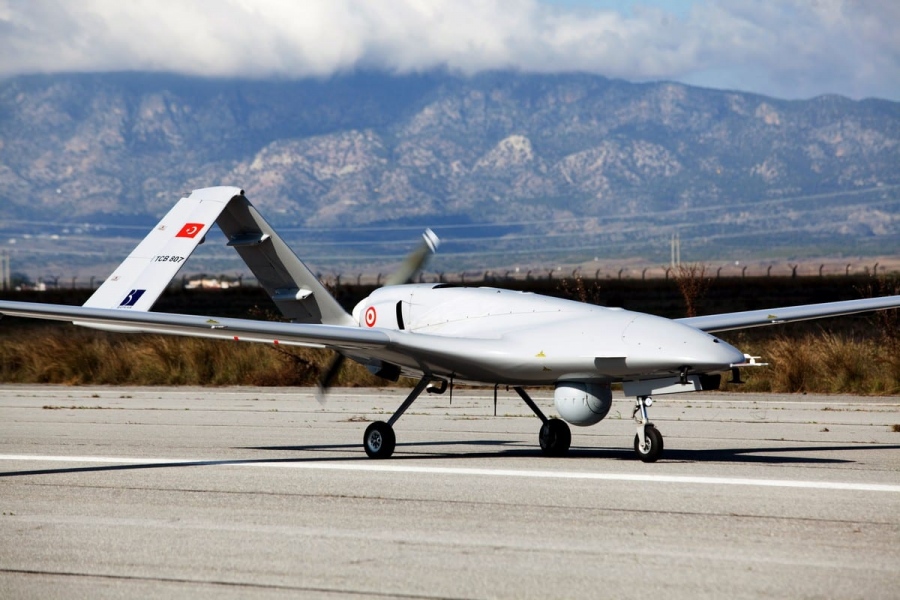 Έκρηξη στα Βαλκάνια: Ο Erdogan «οπλίζει» το Κόσοβο με drones – Οργή Vucic για τουρκική «εισβολή» στη Σερβία