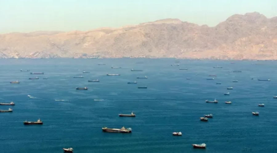 Centcom: Ανακατεύθυνση 64 πλοίων σε ένα μήνα  εν μέσω αποκλεισμού στα Στενά του Hormuz