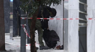 Συναγερμός στα Εξάρχεια - Ύποπτο σακίδιο στην οδό Ζαΐμη, στο σημείο άμεσα το ΤΕΕΜ
