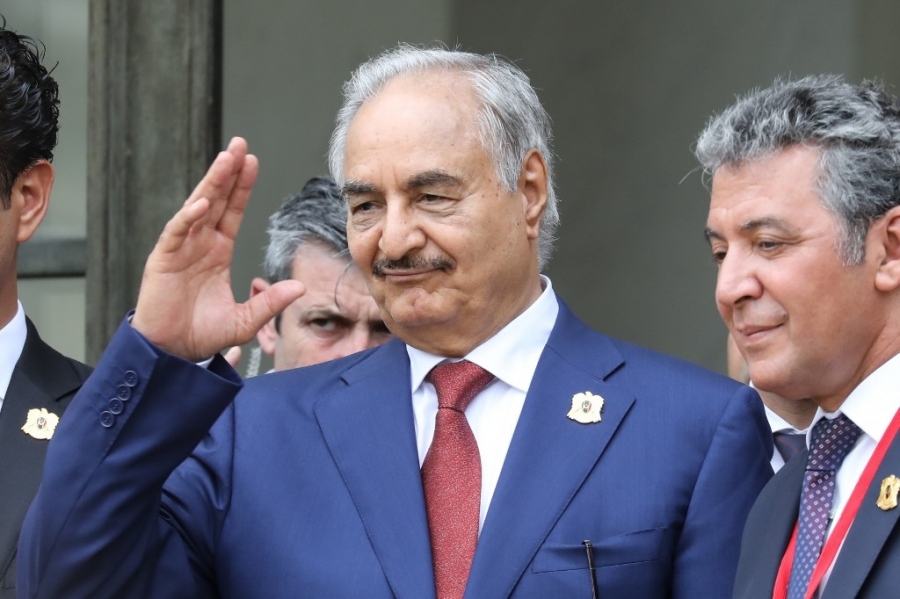 Στη Μόσχα ο Λίβυος στρατάρχης Haftar – Τι συζήτησε με Putin